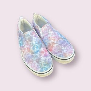 Vans Slip-On Sneakers 🌸 Tie-Dye Pastel Hearts •‎ Size 6 Women’s 🩵🩷🩵🧡